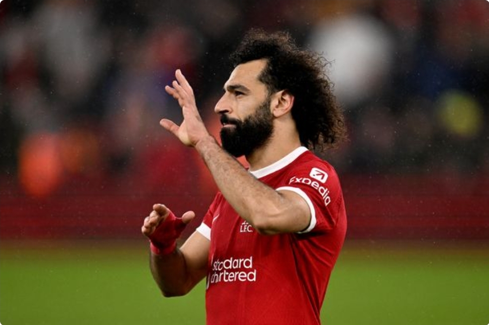 Liverpool star Mohamed Salah fires surprise injury message ahead of Arsenal clash