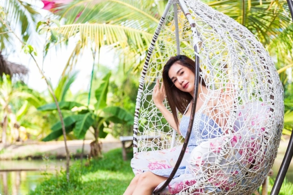 8 Reasons Why Every Home Needs a Hammock Chair