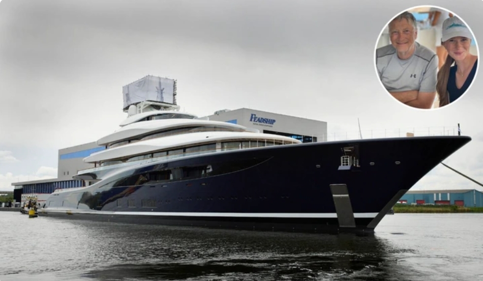 Bill Gates would have painstakingly customized his $645 million superyacht to be an extension of his mammoth mansion.