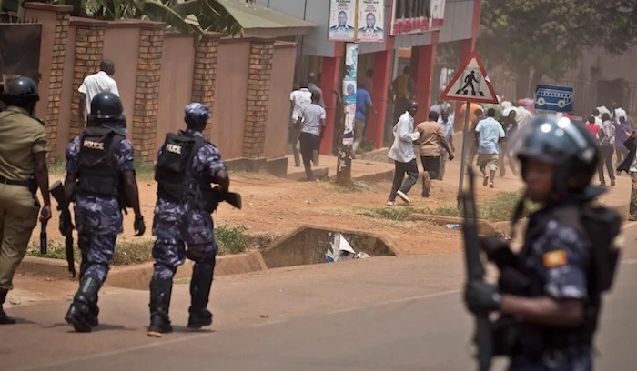 Dramatic Scenes at Wandegeya Police Station as Police Officers Attack Journalist Steven Mbidde