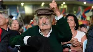 Uruguay's José Mujica, world's 'poorest president', dies