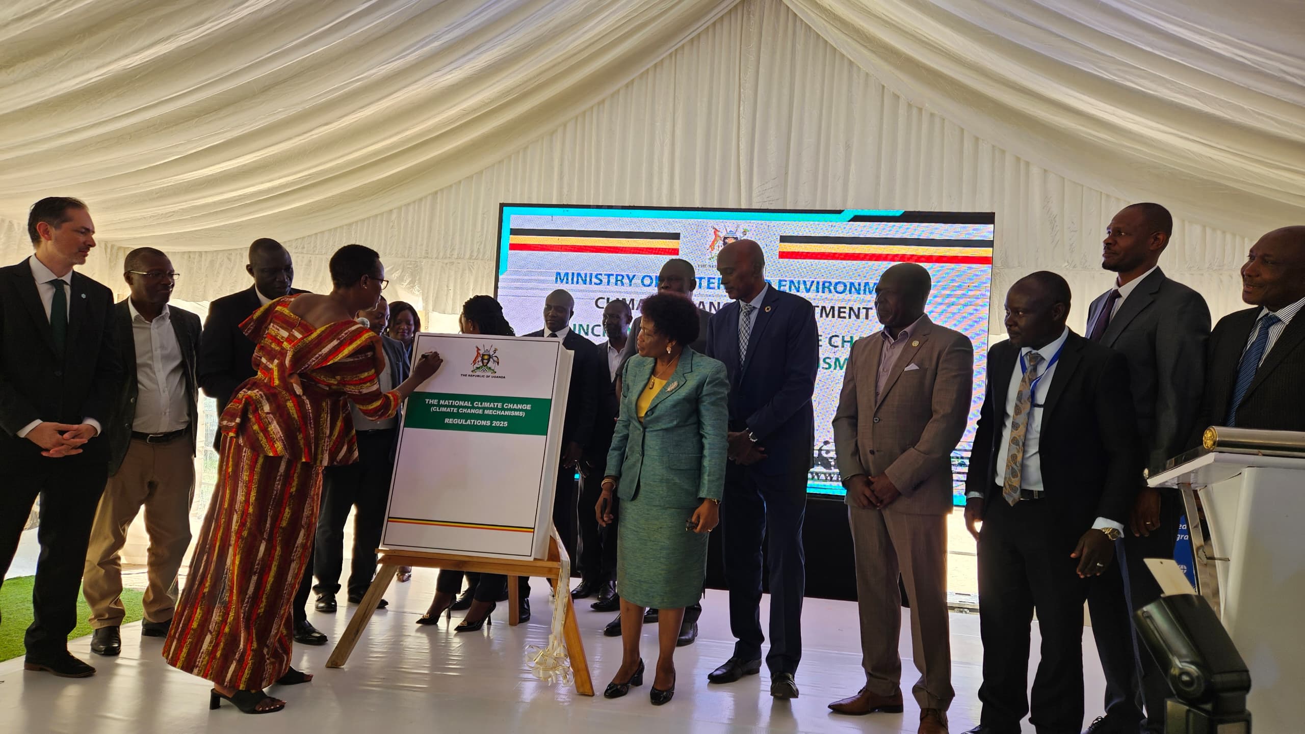 Govt Launches Carbon Market Regulations to Boost Climate Finance, Global Cooperation