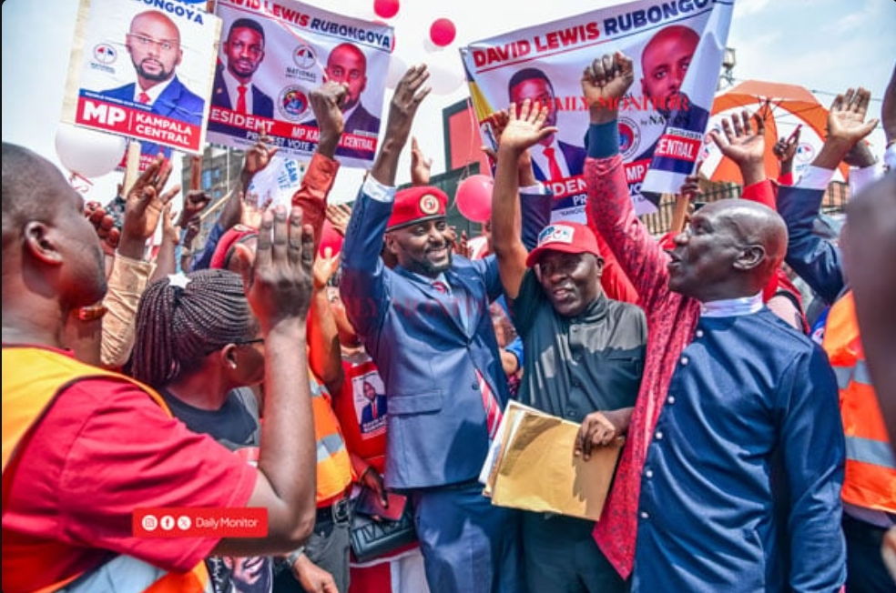 “This Is Madness” – Gov’t Furious as Besigye Set to Be Nominated From a Prison Cell