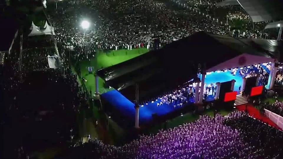 Benny Hinn Says Blind, Cancer Patients Healed at Rubaga Miracle Centre Crusade