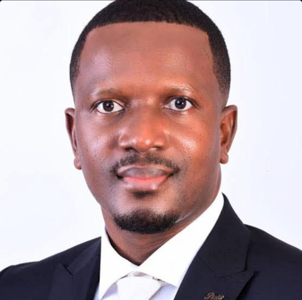 NRM MP Aspirant, Hon. Hussein Reacts to Photo of Hon. Balimwezo Kneeling Infront of Hon. Bobi Wine