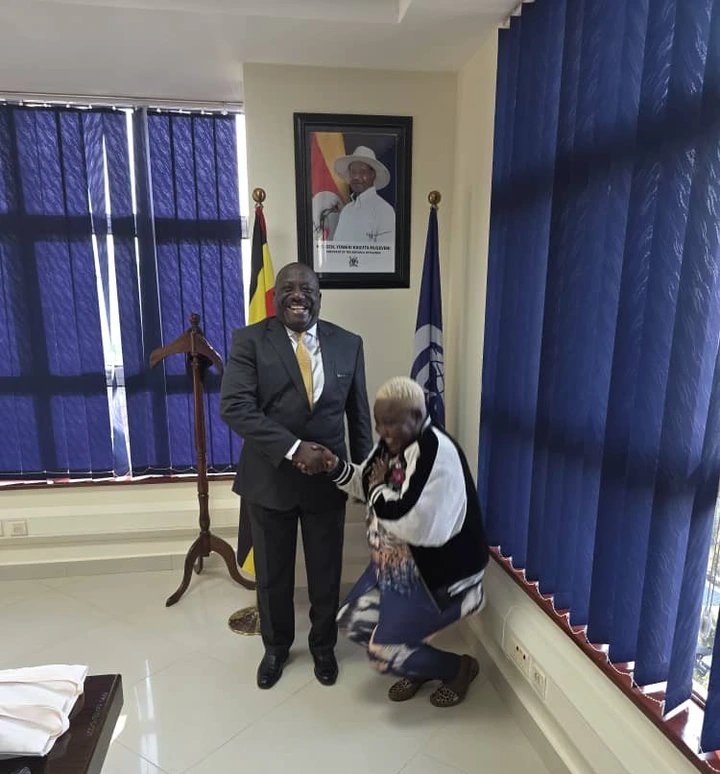 Back On The Job!! Full Figure Apologies to UCC ED Over Valguar Language During Morning Talk Show.