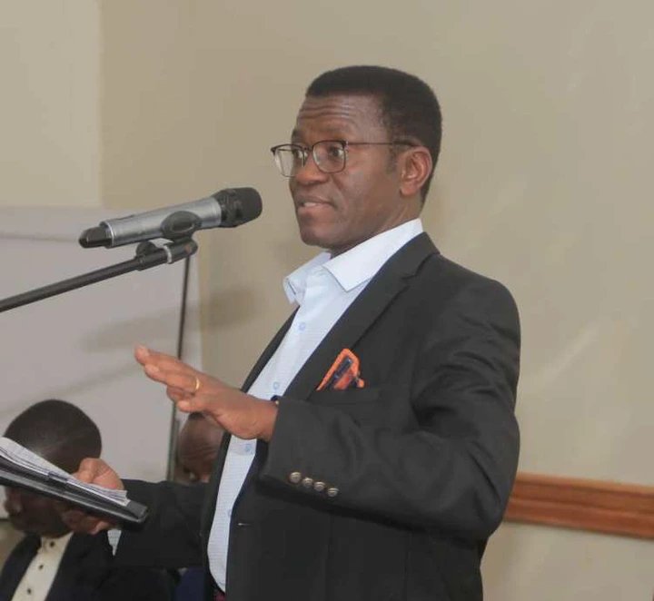 Katikkiro Mayiga responds to reports that his iPhone was stolen at Masaza Cup Final