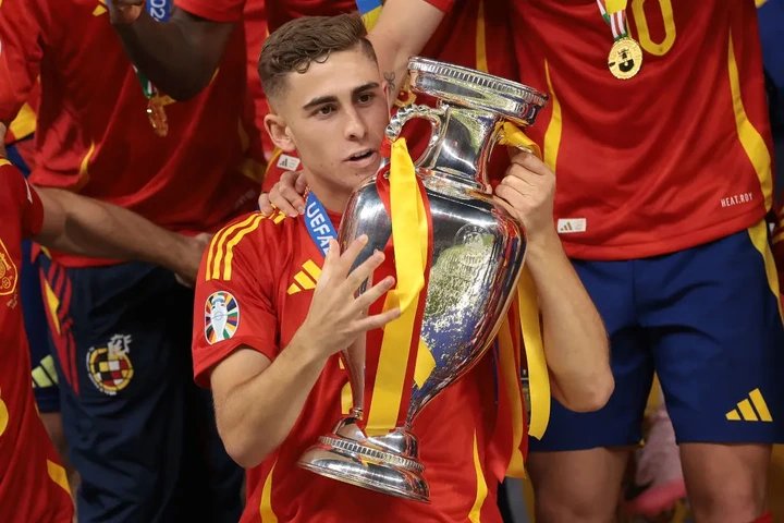 Sunderland in for shock record signing from Barcelona: report