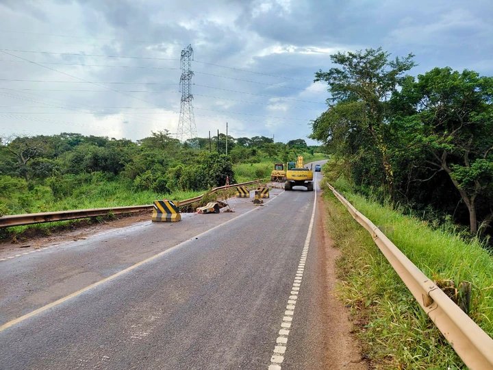 Transport ministry orders immediate diversion as Karuma–Kamdini road section collapses