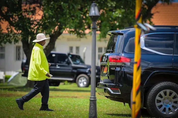 Ugandans should be begging me not to go - Museveni