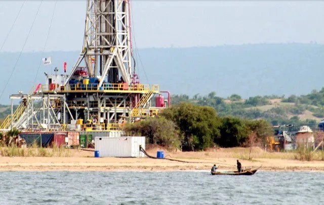 Uganda’s recoverable oil reserves rise to 1.65 billion barrels.