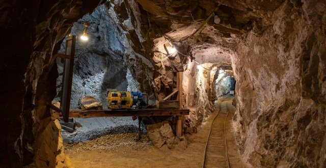 China discovers largest gold deposit in its history – Estimated reserves reach 1,444 tonnes.