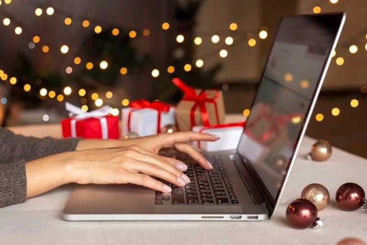 Keeping your festive spending under control