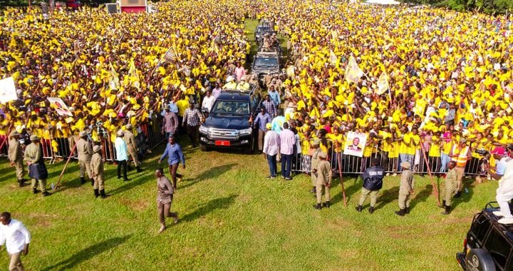 At Kayunga Rally, Museveni Proves Kyagulanyi Has No Monopoly Over Large Crowds-Directs Immigration To End Kuku Citizenship Crisis in Bugerere