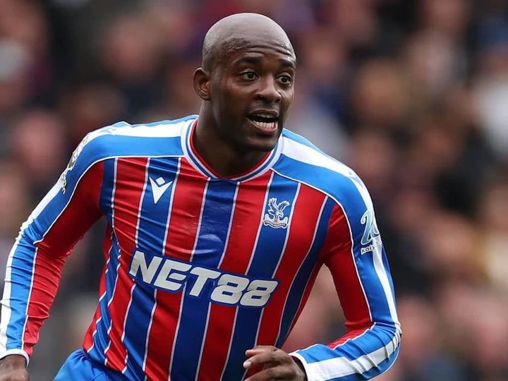 Jean-Philippe Mateta: Man United face double blow after Villa’s move