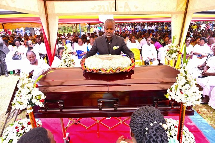 Ex Bunyoro Kingdom Prime Minister Nyendwoha Mutiti Laid to Rest