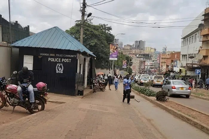 City clean up: Uganda Police considers removing temporary posts from Kampala streets