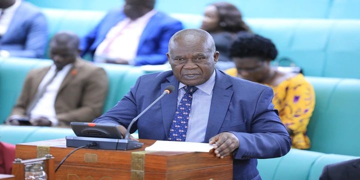 Government introduces minimum monthly pay in landmark pension overhaul