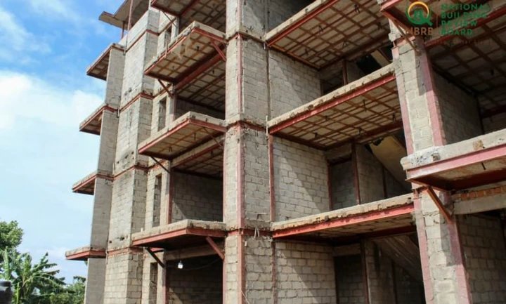 BREAKING! Gov’t Cracks Down On Constructors Employing Timber Composite Building Method in Kampala