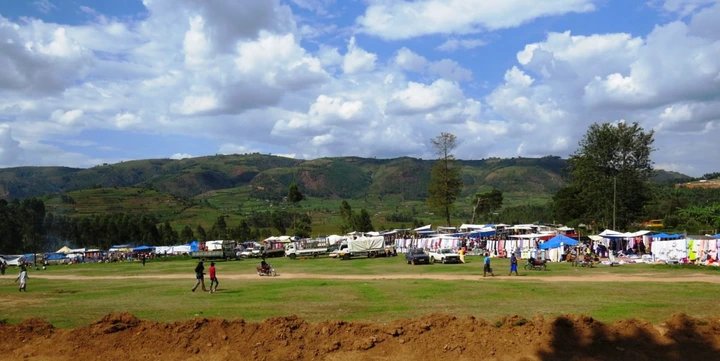 Rukiga: Vendors Worry as MP Caroline Kamusiime, Husband Move to Fence Rushebeya Market Land