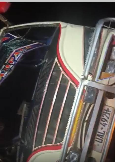 BREAKING NEWS: Eight Feared Dead in Bus–Truck Crash on Lyantonde–Kampala Road