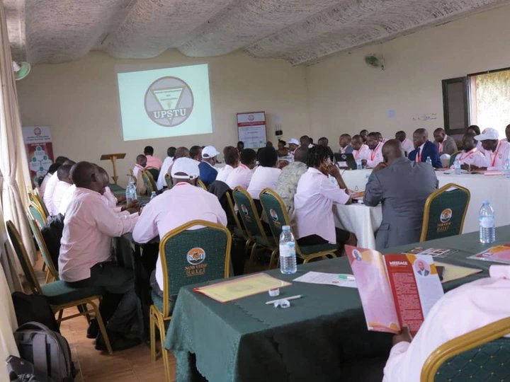 Science Teachers Protest Chaotic Transfers