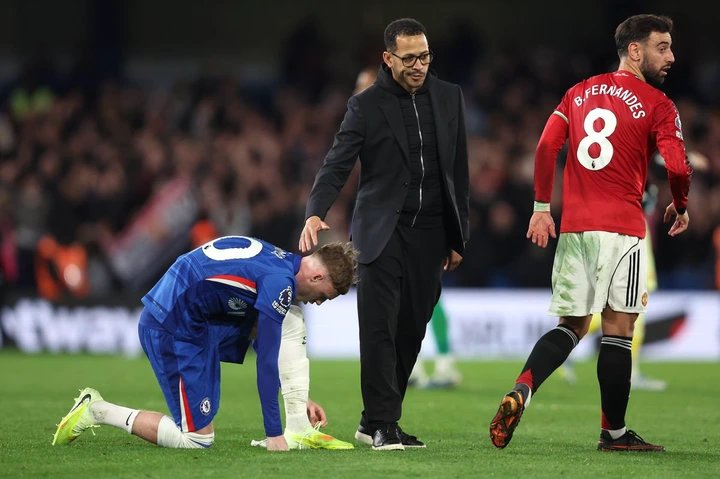 Chelsea left in 'sticky position' as call made on Liam Rosenior's future amid losing run