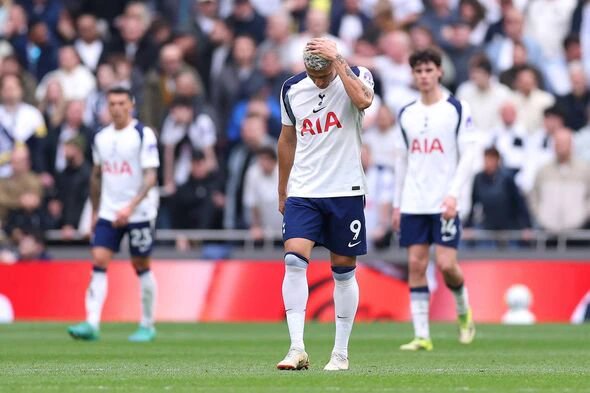 Tottenham and West Ham's final four matches and points won in reverse fixtures
