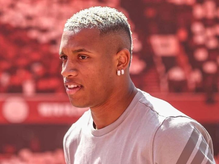 Approach made as Man Utd plot £78m double deal for TWO ex-Prem stars