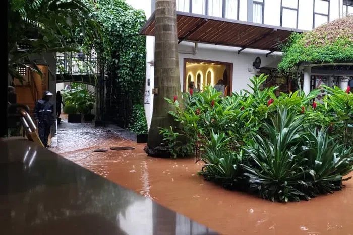 Fairway Hotel, Kampala downtown flooded after afternoon downpour