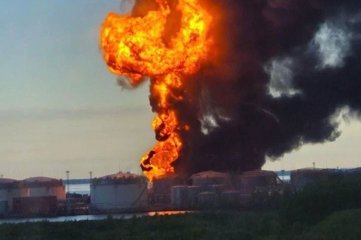 Ukraine launches massive attack on Russia hours after Putin snubs 'rude' Zelensky