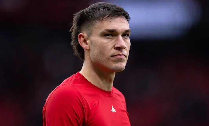 Man Utd decide Manuel Ugarte price as Ruben Amorim looks to save outcast