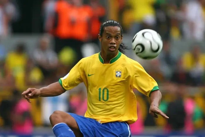 Ronaldinho returns to football, signs for Italian club Ravenna at age 46