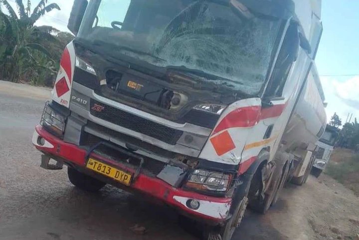Five killed, nine injured as fuel trailer rams taxi on Masaka-Kyotera Highway