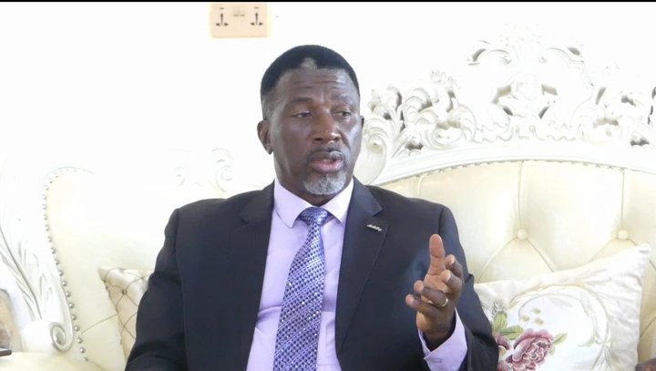 Balimwezo: I have to work with Museveni to deliver services