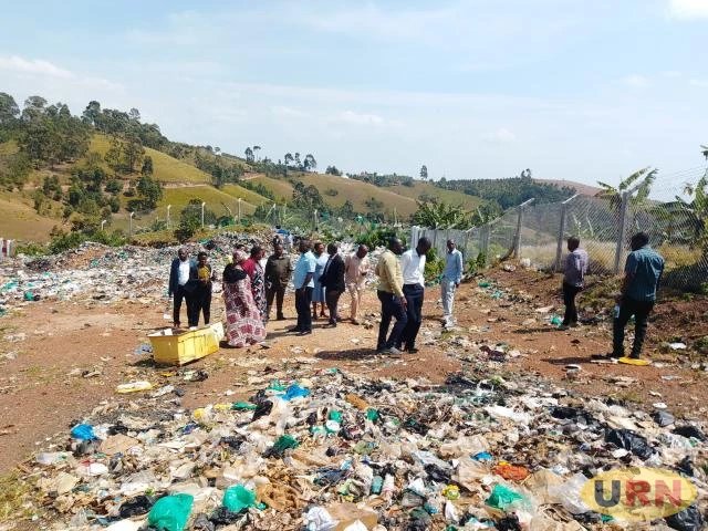 Rukungiri RDC Rejects UGX30.5M Dump Site Fence Over Poor Workmanship