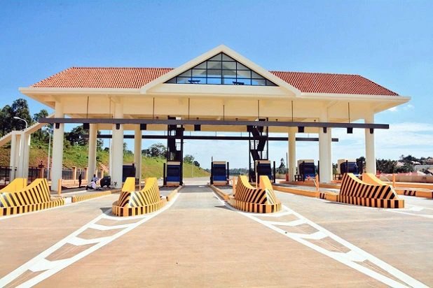 Parliament Launches Entebbe Expressway Probe Over Contractor’s UGX 55Bn Fee Claim