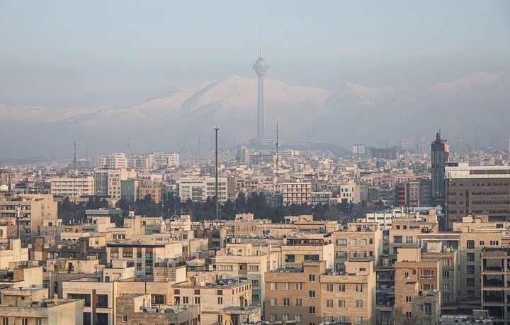 Press review: US-Iran seek talks as Ukraine ups civilian hits and Syria oil route