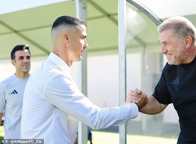 Cristiano Ronaldo meets his new Al-Nassr boss Ange Postecoglou