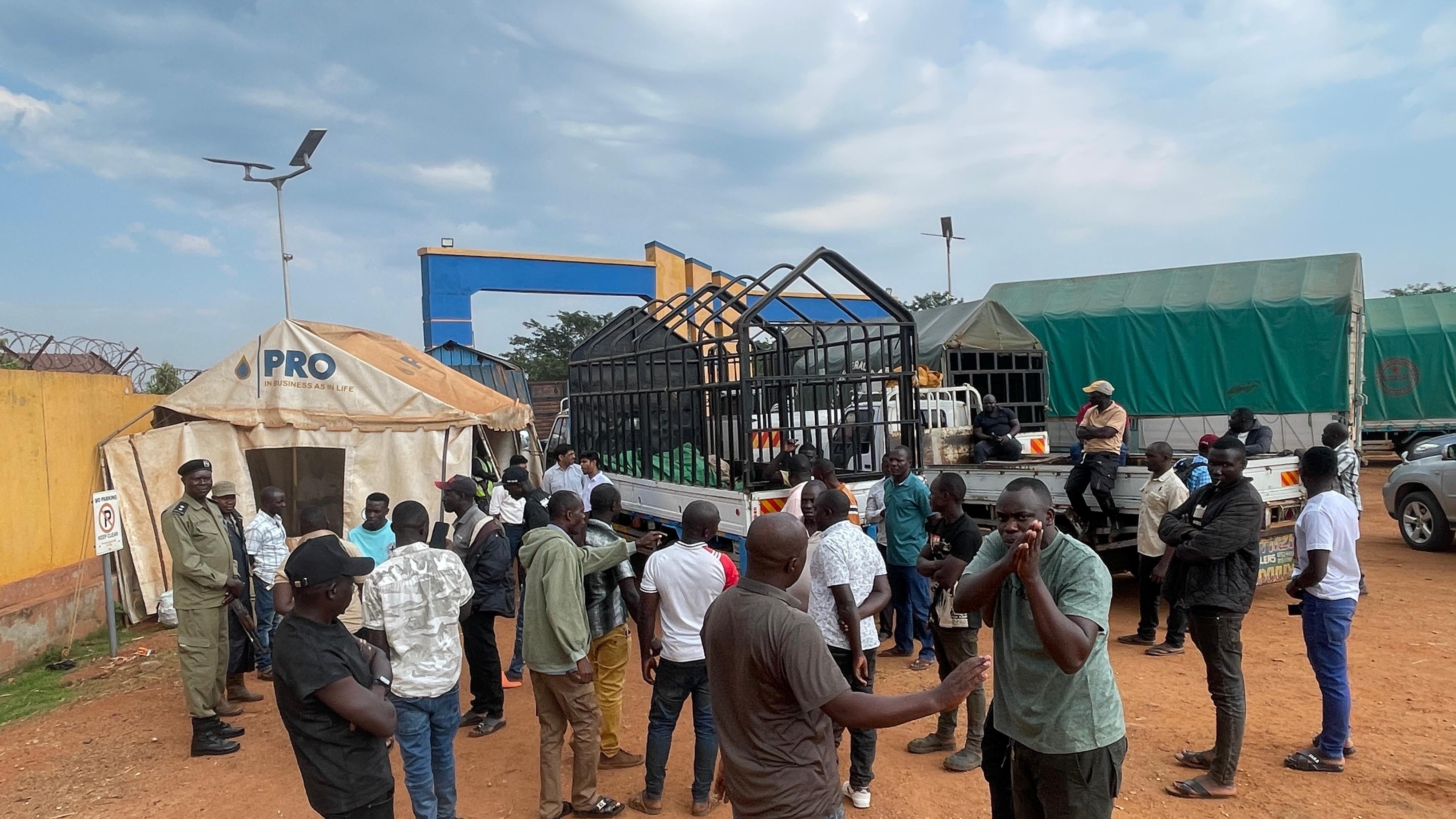 Angry maize suppliers block factory entrance over Shs2.6b debt
