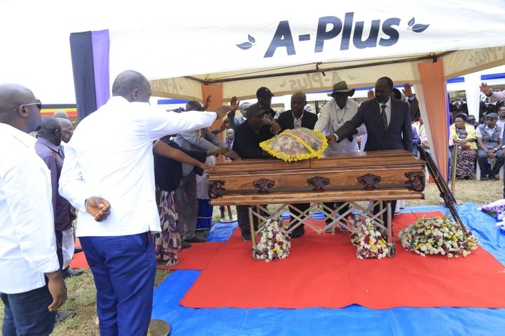 Mourners Pay Tribute to Late Dinah Tumubwine Nalongo in Nyamiyaga