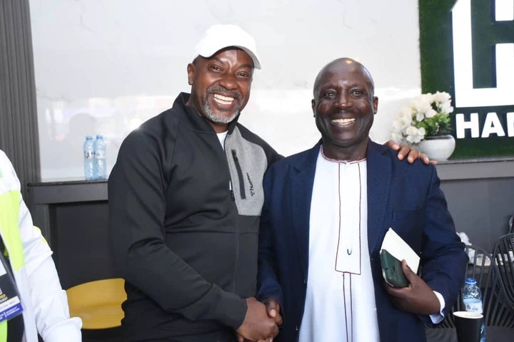 MP Mubangizi Gives Buweekula Shs2m Ahead of Buddu Clash